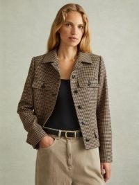 REISS LENA DOGTOOTH CHECK COLLARED JACKET in BLACK / CAMEL ~ chic light brown checked jackets