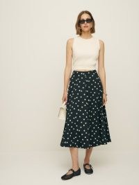 Reformation Maia Skirt in Luv It – A-line heart print midi skirts – hearts / fashion