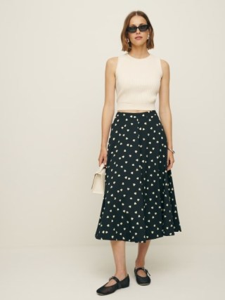 Reformation Maia Skirt in Luv It – A-line heart print midi skirts – hearts / fashion