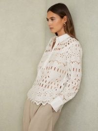 REISS ENID COTTON EMBROIDERED SHIRT in WHITE – women’s floral cut out detail shirts