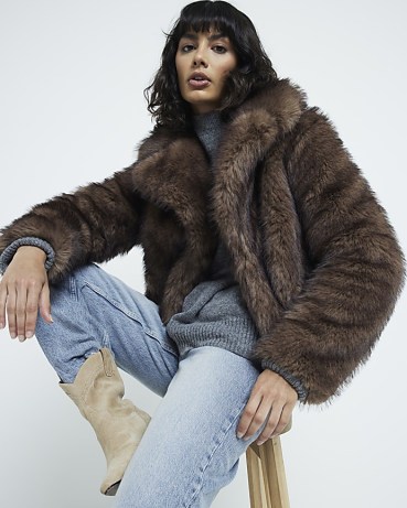 RIVER ISLAND Brown short faux fur coat – cropped fluffy winter coats