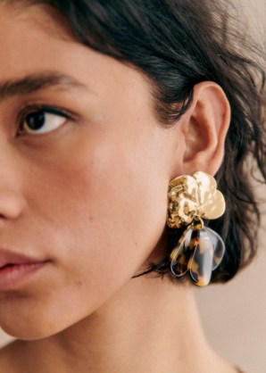 Sezane Georgia Earrings Tortoiseshell | statement drops | glamorous fashion jewellery