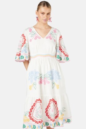 boden Romance Anglaise Dress – women’s white embroidered wide sleeve flared hem dresses