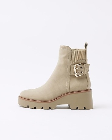 RIVER ISLAND Beige buckle detail chelsea boots ~ women’s chunky buckled boot