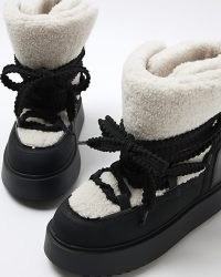 RIVER ISLAND Black Borg Ski Boots ~ womens chunky fluffy faux fur winter boots