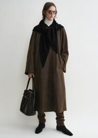 TOTEME Country coat in bark ~ women’s oversized brown waxed cotton longline coats