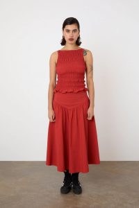 peachy den The Deba Midi Skirt in Tomato ~ red fit and flared hemline skirts