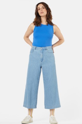 gorman Vada Jean in Light Denim ~ women’s cropped wide leg jeans