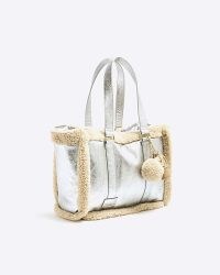 River Island Silver Faux Fur Trim Shopper Bag – fake fur trimmed tote bags – shoppers with fluffy textured edges