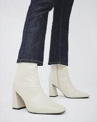 River Island Cream Faux Leather Block Heeled Boots – women’s off white ankle boot