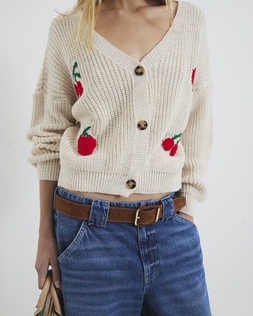 River Island Cream Long Sleeve Strawberry Knit Cardigan / women’s fruit patterned cardigans