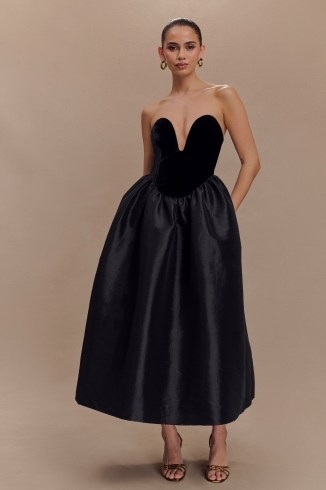 MESHKI Flora Strapless Velvet Midi Dress in Black | strapless plunge front fit and flare | prom dresses with plunging sweetheart neckline