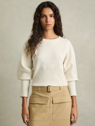 Reiss Ella Wool-Blend Balloon-Sleeve Cropped Jumper in Cream | women’s relaxed volume sleeved jumpers